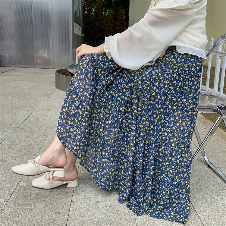 韓国 ファッション スカート ボトムス 春 夏 カジュアル PTXN849  小花 シアー ティアード ギャザー ドレープ オルチャン シンプル 定番 セレカジの写真4枚目